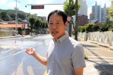 공주시 열 받은 도로 온도 뚝... 어유, 시원해!