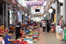 태안서부시장 명물 특화시장 육성 시동...해산물 특화 구이장터 운영