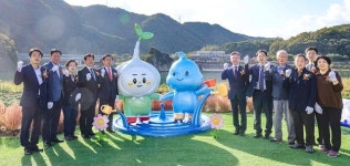 단양군 도담정원, 새로운 관광명소로 인기... 조형물 제막