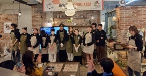 제천시 학교 밖 청소년지원센터, 일일카페, 어쩌다 사장 운영