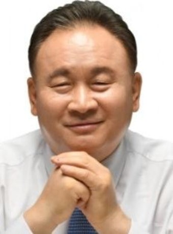 이상민 국민의힘 입당 초읽기? 이석봉, 대전 유성을 대신 대덕구 출마 선언