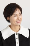 함께 걷는 길의 지평에서 건져 올린 시인의 모색