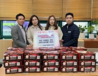 축제의 즐거움을 나눔으로…가경자이아파트, 저소득 아동에 치킨 30마리 기탁