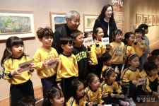 행정공간에서 문화거점으로… 그림책정원 1937 닻 올렸다