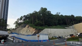 충남 아산 용화동 신축 아파트 인근 옹벽 붕괴 보강재 부족·공법 취약성 결론