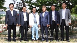 활천동 주민들의 마음이 모여 흉상 건립의 주춧돌 됐죠
