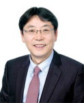 돌아온 홍 반장 총선 조직 정비 고삐