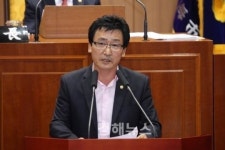 김해 화포천체육공원에 리틀야구 전용구장 짓자