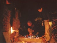 흙과 불로 되돌아간 60여년 도예 인생