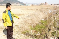 농사철이 코앞인데… 농수로 막아버린 LH공사