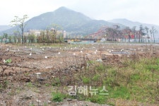 김해유통단지 롯데의 변심 경남도, 이번엔 바로잡을까?