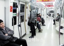 첫차 타고 부산으로 공항으로