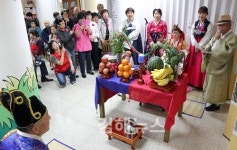 70대 사할린동포 부부, 전통혼례로 금혼식