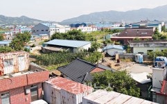 드넓은 평야 중심에 위치해 들마을… 공장 탓 공기 맑은 환경은 옛 말