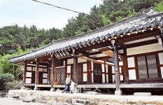 격동의 100년 세월 버텨낸 강학 공간… 교육·항일운동·구휼에 힘써