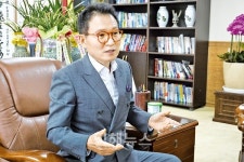 박명진 김해상공회의소 회장 김해 중소기업 경쟁력 강화 최선