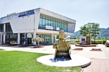 세련된 감각으로 문단지평 넓힌 모더니스트 박인환