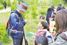 온 가족 맘껏 뛰노는 즐거운 독서 쉼터