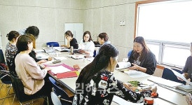 누구나 작가가 될 수 있다… 창작 결실 맺는 문화 공간 장유도서관
