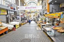 상생 무시한 개점에 매출 뚝 떨어져