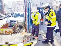 김해중부경찰서, 폐지 줍는 어르신들 교통안전교육 실시