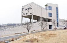 자연 벗 삼아 민족 노래했던 순수 시인 박두진