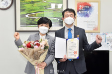 부산시립정신병원 이유철 병원장 대통령 표창 수상