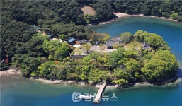 충무공 사적지 통영 '제승당', 45년 만에 무료 개방