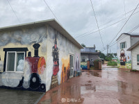 [함께 하는 마을 한 바퀴] ② 김해시 생림면 독산마을 / 낙동강 따라 기차 달렸던 마을 … 고즈넉함 한껏 품은 벽화 가득