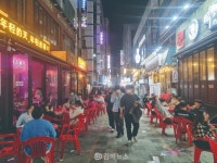 보상 받는 기분… 김해 번화가·관광지 시민들로 북적