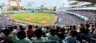 NC다이노스, 김해 초·중학생 가족에 야구 경기 관람권 제공