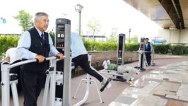 김해공항, 택시기사 운동시설 구비