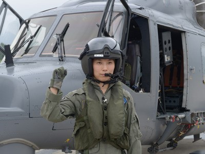 한국 부부 조종사들, 함께 성장하며 군에서 활약 중!
