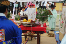 살아 숨 쉬는 향교 만들기