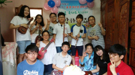 창원 용지동, 독거노인 생일잔치