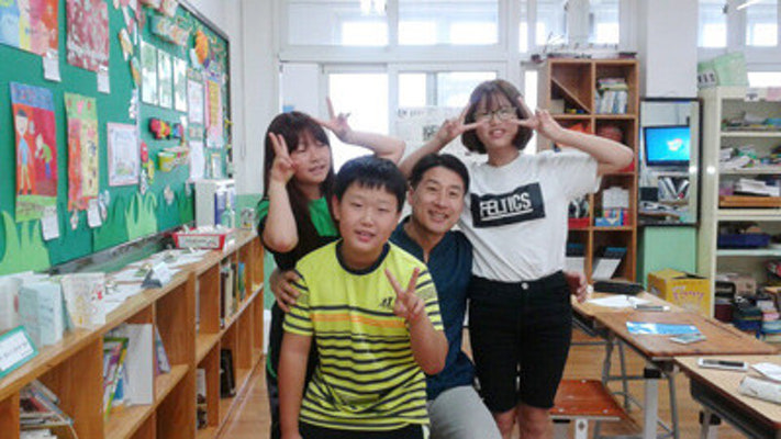 인제대 김창룡 교수, 고향 울릉도서 재능기부 | 포토뉴스