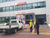 남해읍 장애인 주차도우미 활동 눈길
