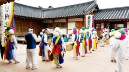 김해 오광대로 정월대보름 얼쑤