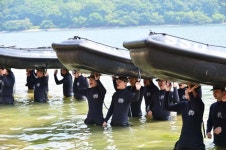 해군 제5성분전단 해난구조대 캠프 운영