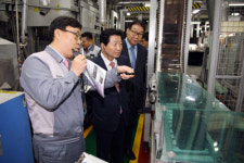 세방전지 찾아 기업섬김 행보
