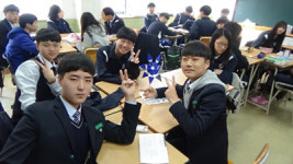 꿈은 소통의 바람 타고…  김해삼문고 행사
