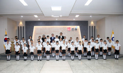 노래로 자긍심을 키운답니다