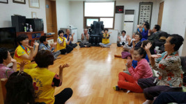 적십자 진해 웅동2동, 경로당 봉사