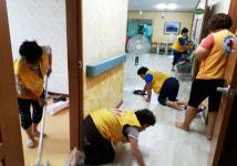 의령 적십자봉사회, 양로시설 봉사