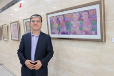 추억 열어보고 함께 쌓는다