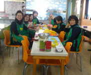 창원 완월동 새마을부녀회, 급식 봉사