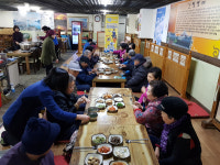 월영대식당, 독거노인에 점심식사 제공