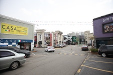 일산 파주 고양 운정가구타운, 인기 원목 혼수 입주가구 등 약 80만점 원가 할인 판매