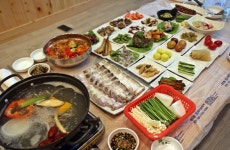 하모샤브샤브와 활어회로 여행객들의 오감을 만족시키는 여수 맛집 사계절횟집