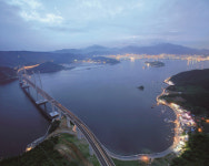 공장과 바다를 품은 성산구 웅남동